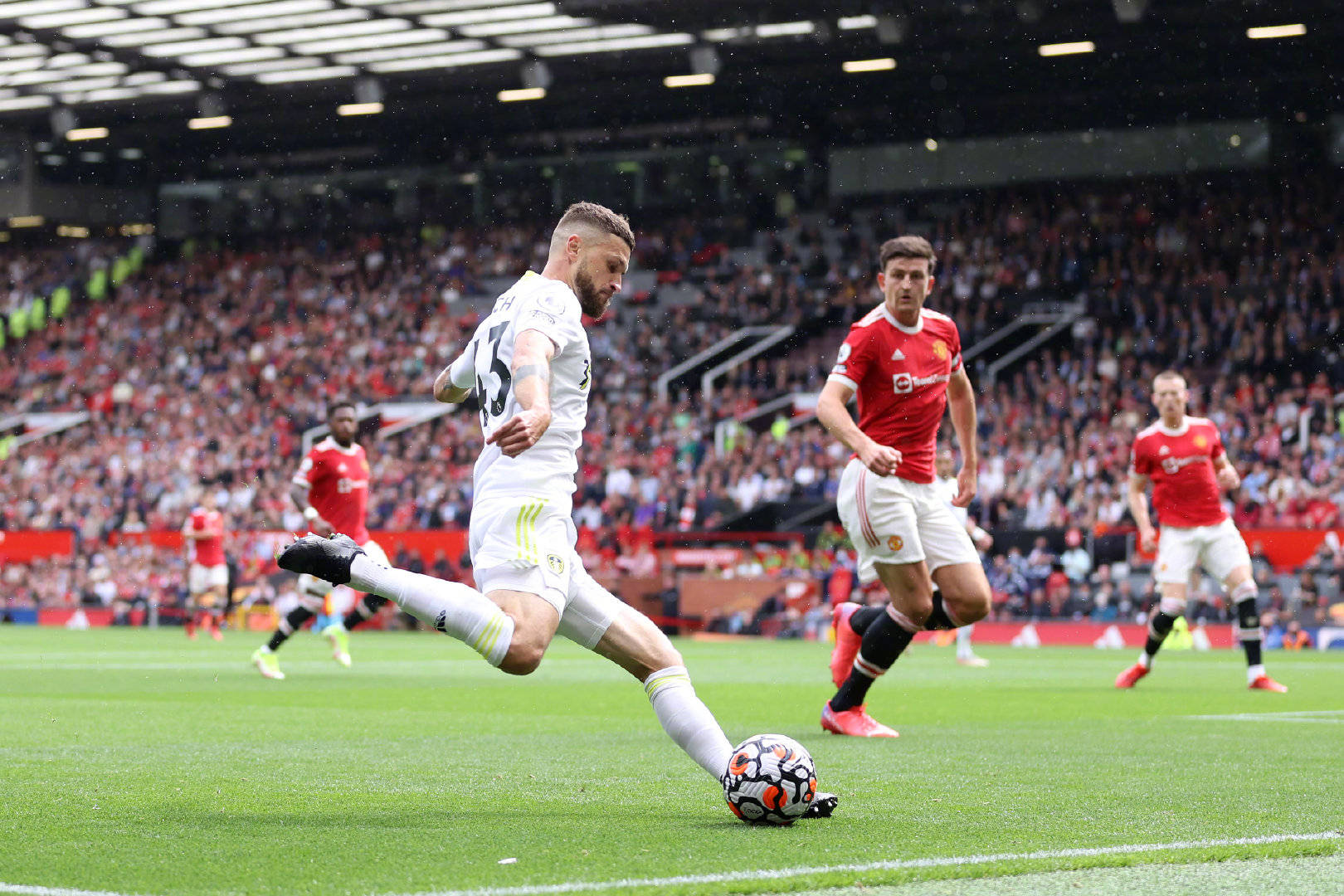 球王隕落！英超各大豪強齊悼念.