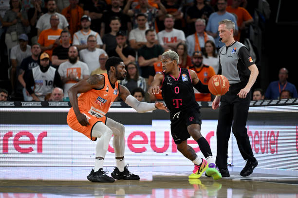 人策略时曾 人策略时曾