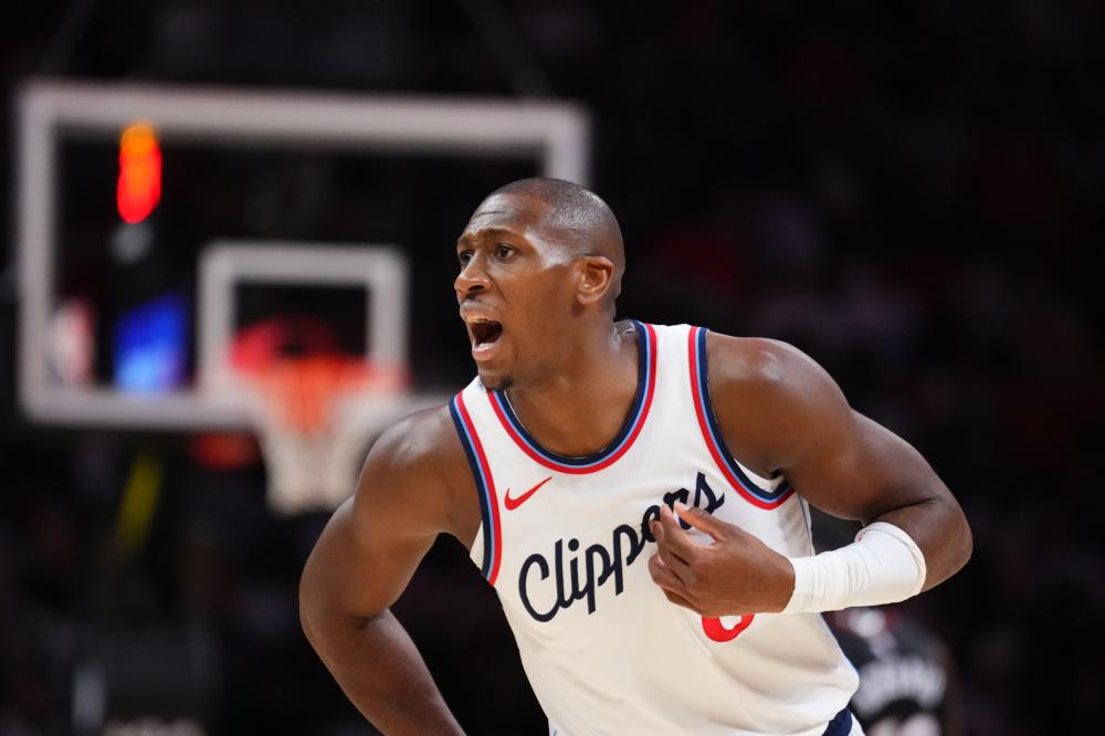 他在关键时 他在关键时